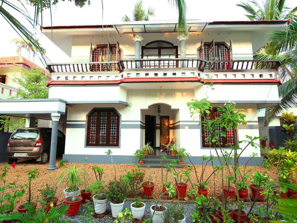 Mariya Homestay Alappuzha Экстерьер фото