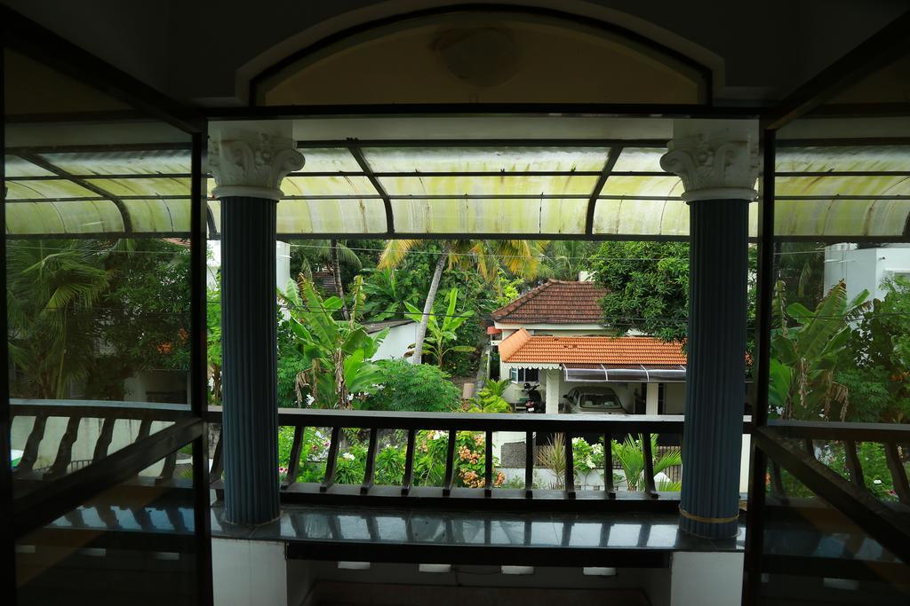 Mariya Homestay Alappuzha Экстерьер фото